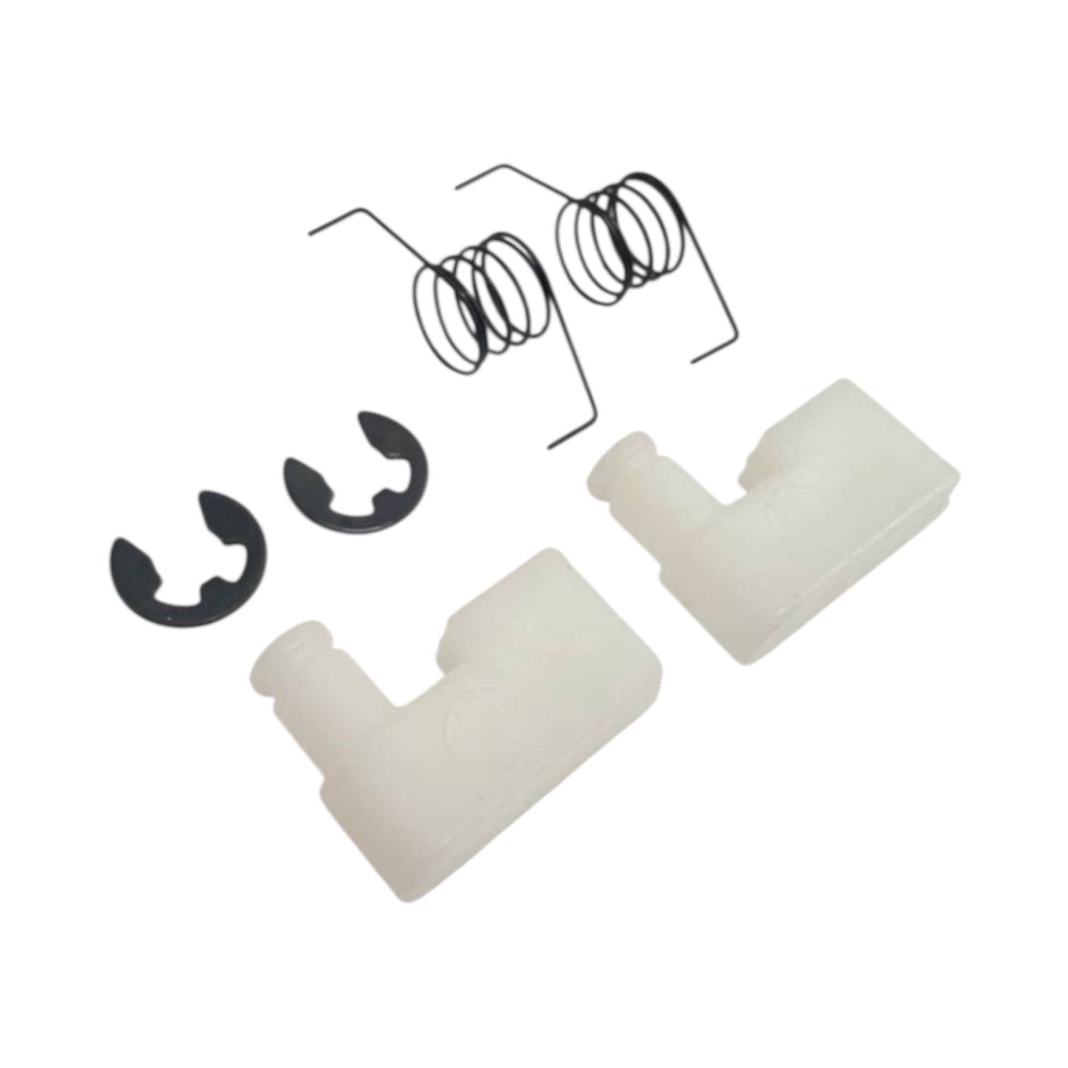 Plastic flywheel dogs for chainsaw